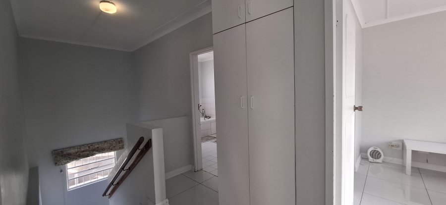 3 Bedroom Property for Sale in Nahoon Valley Park Eastern Cape